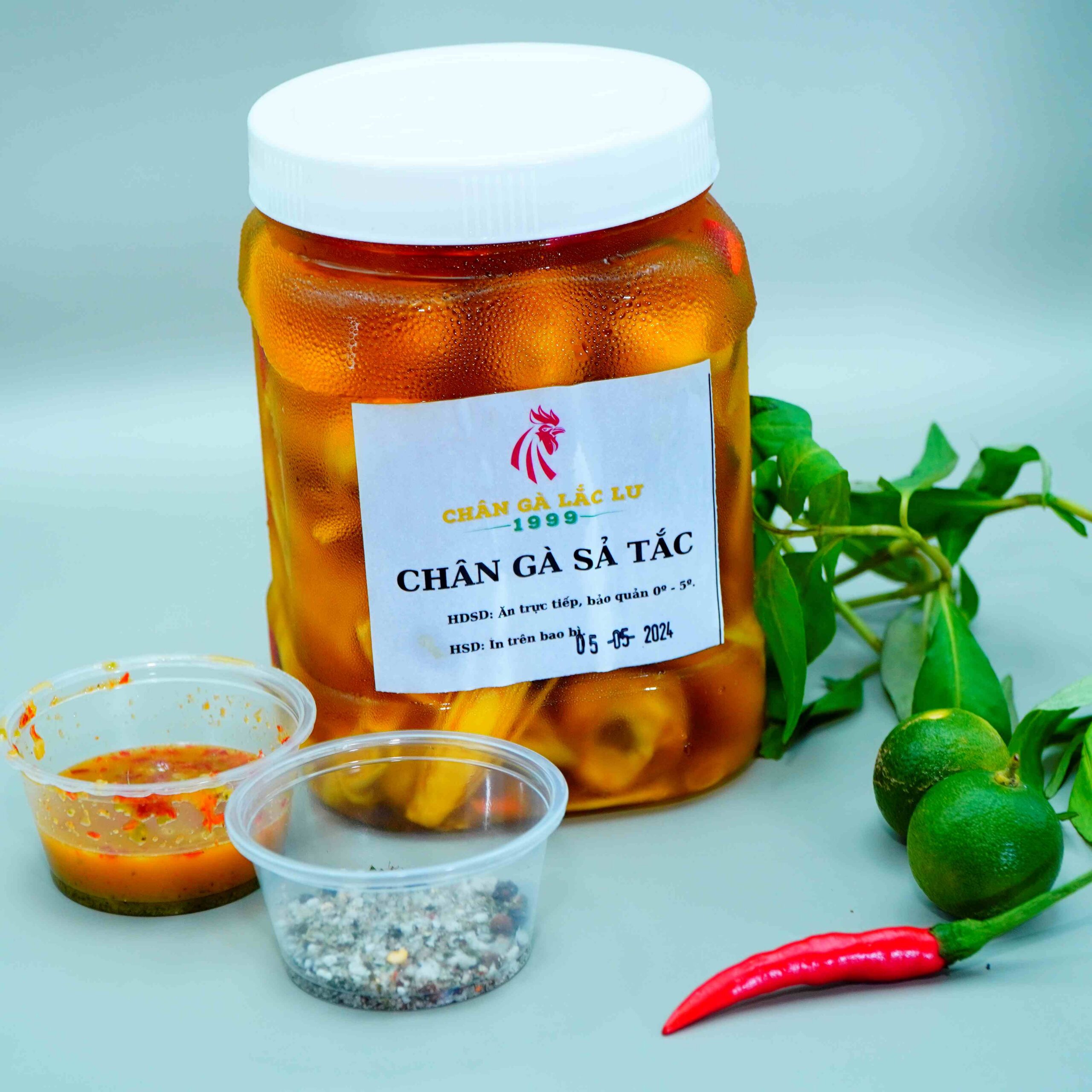 Chân Gà Có Xương Ngâm Sả Tắc