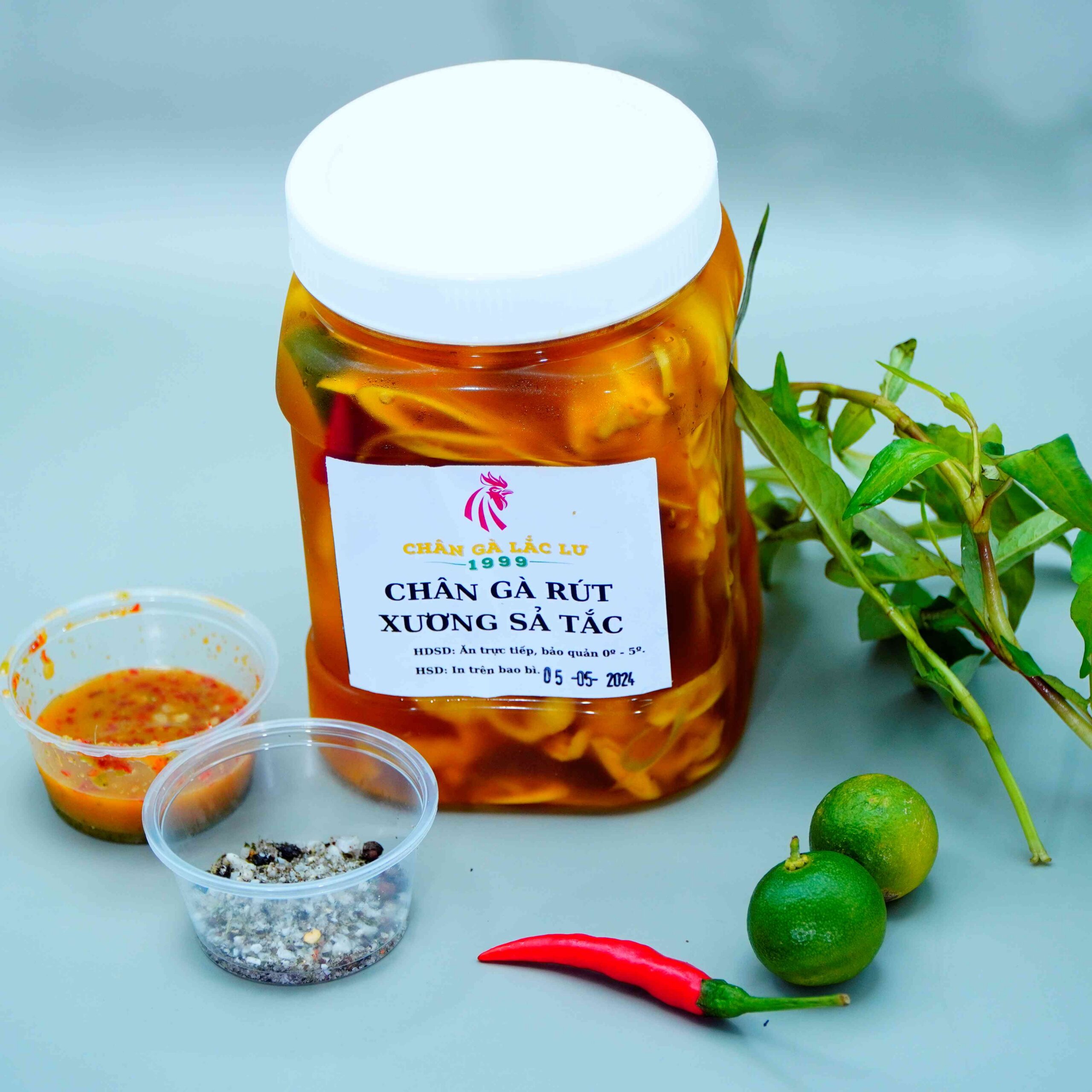 Chân Gà Rút Xương Ngâm Sả Tắc